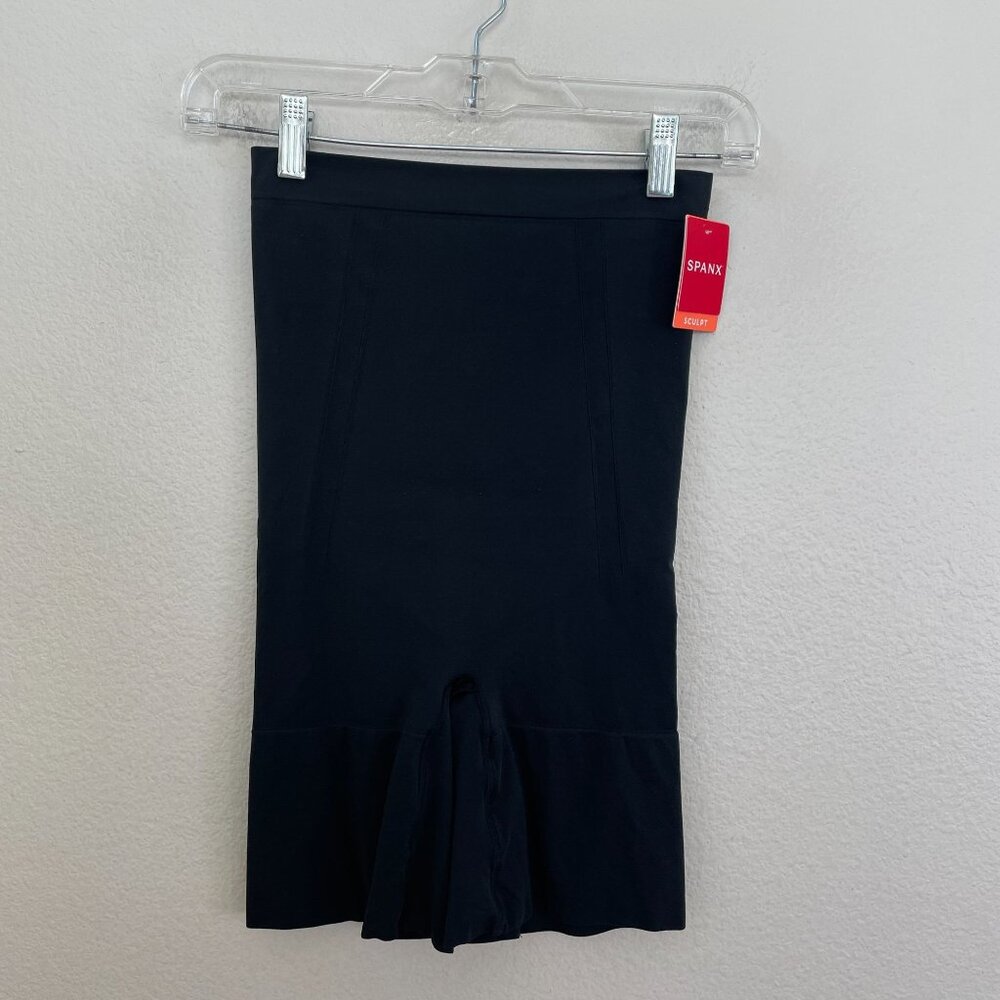 NEW Spanx Large Sculpt High‎ Waisted Shapewear Shorts Very Black
